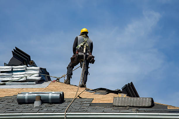 Professional Roofing technician working in East Galesburg, IL